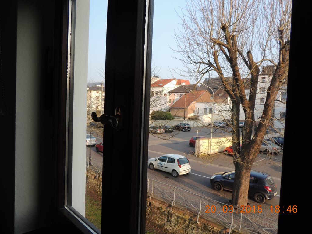 Ratsstube Blasius Hotell Merzig Rum bild